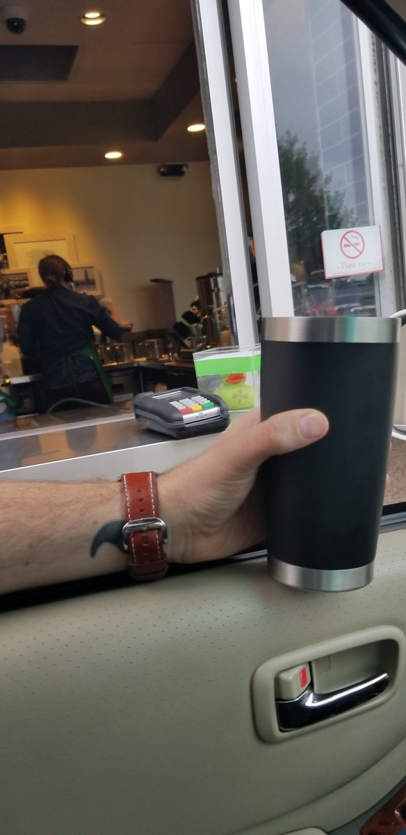 MikeTXXi's tweet photo. Hey @ashkatch Look what I'm doing. #nopapercups @Starbucks #sustainability thanks for inspiring me! ☕ https://t.co/lX46VKiaKt