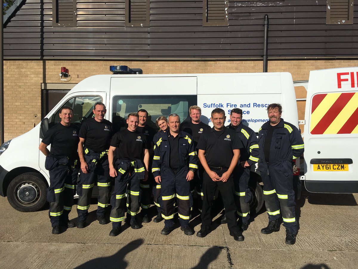 blaggy989's tweet image. 8 new AWAH Technicians trained and “on-the-run” tonight for @SuffolkFire , plus 2 recertifications! #firefighter #technical #rescue #squad