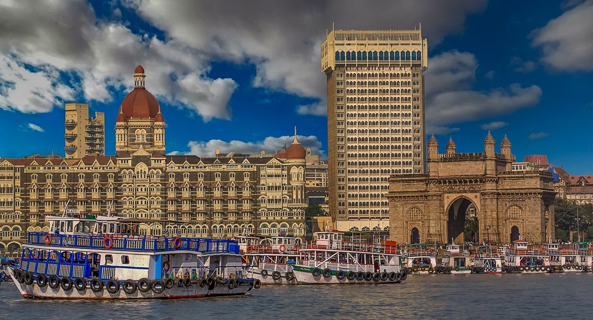 TravelTalesLife's tweet photo. Mumbai : The City that never sleeps https://t.co/HP6MTxjHlq #mumbai #incredibleindia #exploringcities https://t.co/opoXztAzLn