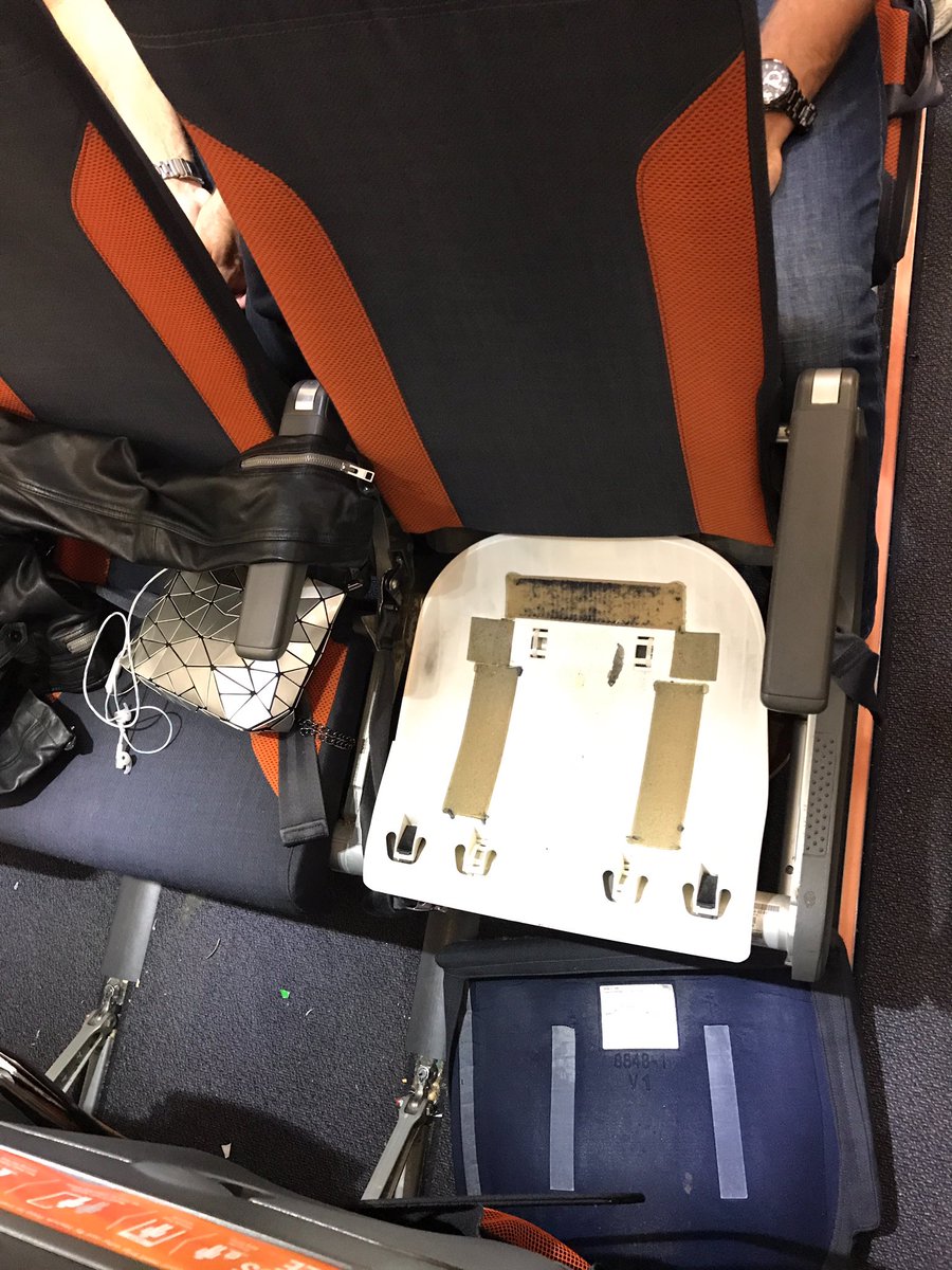 TechnimaticUK's tweet photo. Hi @easyJet, my wife @LenuliT and I have just got on board to be greeted by this. Plane also filthy, lovely ending to our trip 😔 https://t.co/le0eUmNmlG