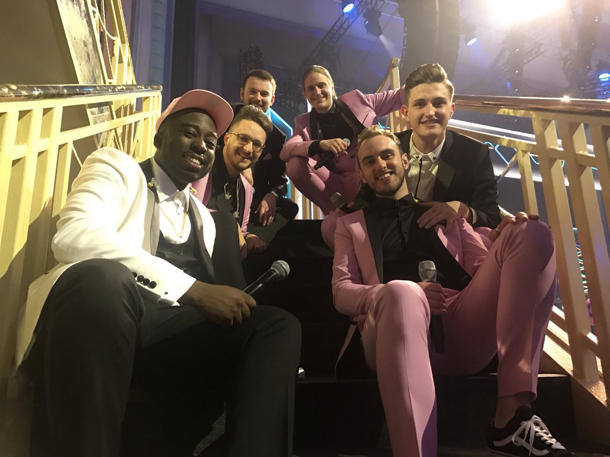 TheSOPitches's tweet photo. Showtime!!! #SingonSky https://t.co/rGbQvtsaEq