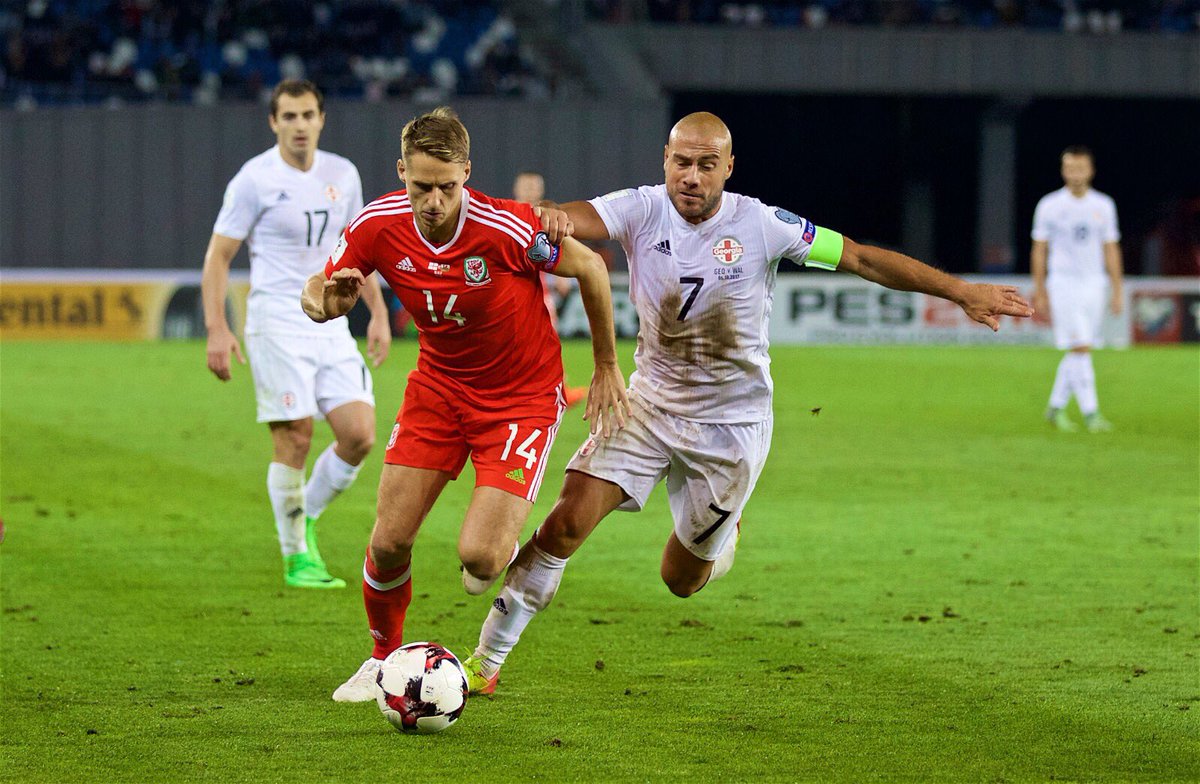_DaveEdwards's tweet photo. Another memorable Welsh night...Thanks for amazing support again! 

Special congrats to @aaronramsey on his 50th cap 👏🏼👏🏼

#TogetherStronger https://t.co/IMNNiM3VS8