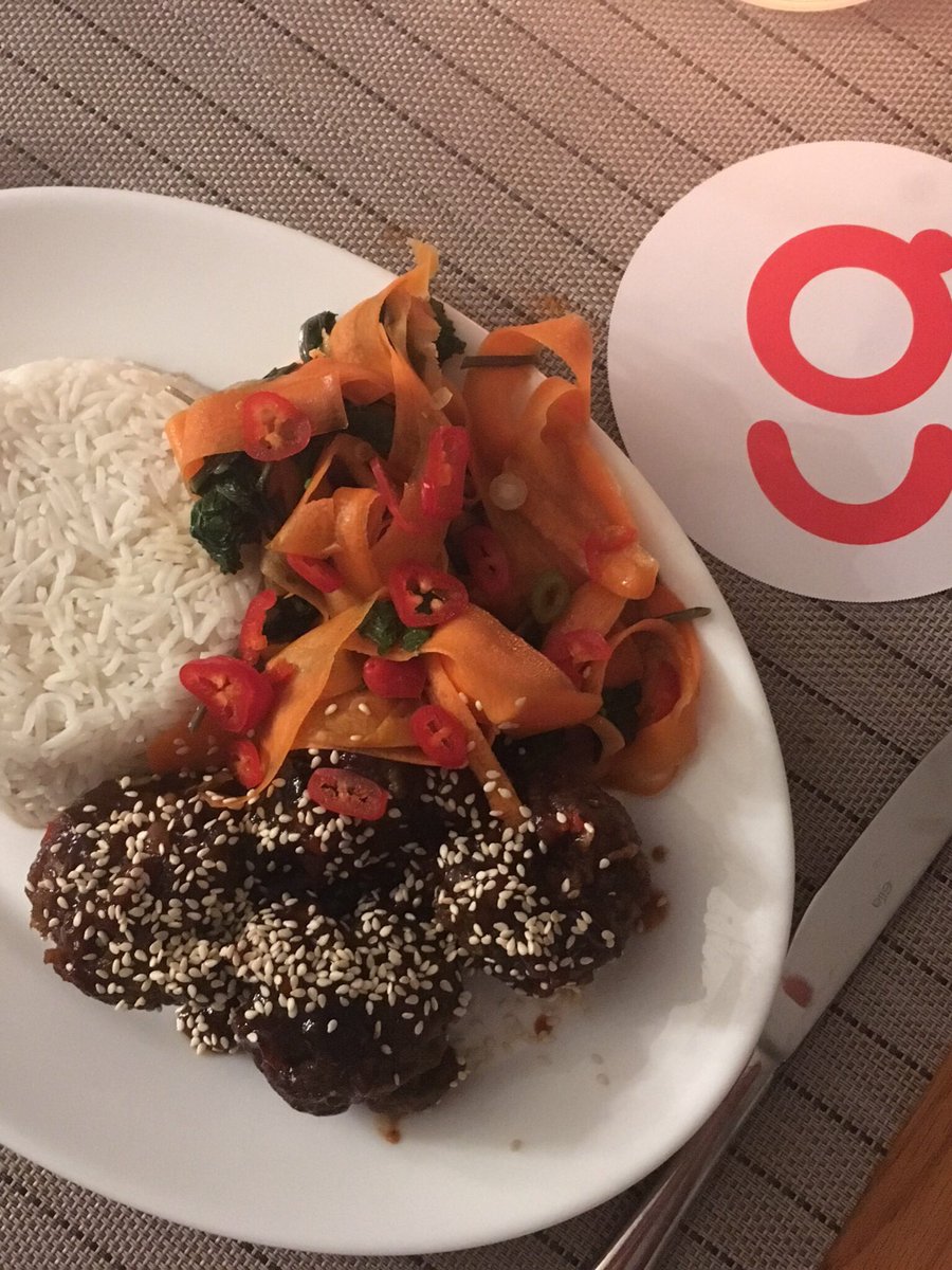MrsKimBonner's tweet photo. Asian hoisin meatballs &amp; sesame kale #goodfoodallround @goustocooking https://t.co/r3bbQa3UPk