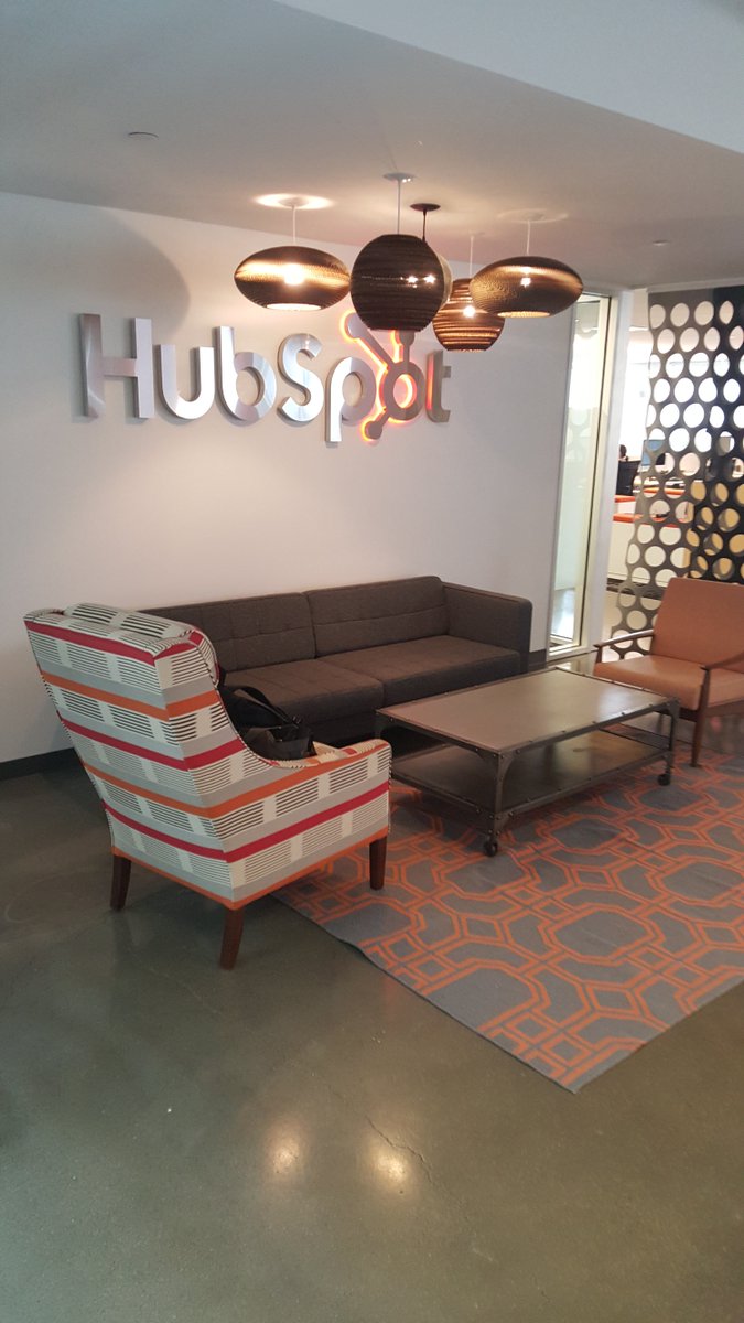 dfanz11's tweet photo. Thanks @RachelLeist for a great tour! @HubSpot #PRSSANC https://t.co/YZOkB3cSRo