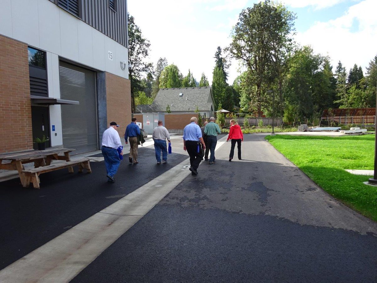 LOTWater's tweet photo. Thank you members &amp; city officials from all over Oregon for visiting @LakeOswegoInfo @TigardOR's water plant! @OregonCities #OrCities2017 https://t.co/JbaxMztiUv