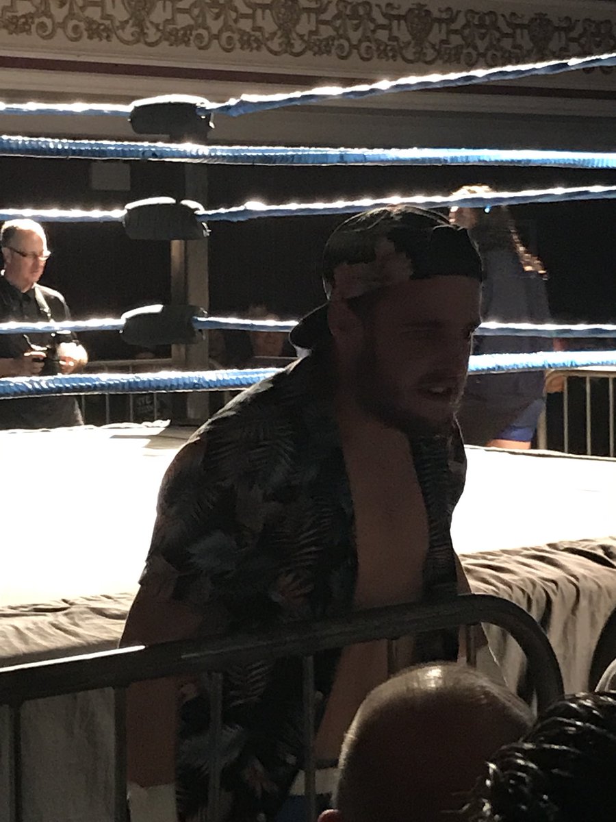 Allann136's tweet image. @LouKingSharpPBW as nice as always 😂 @pbwwrestling