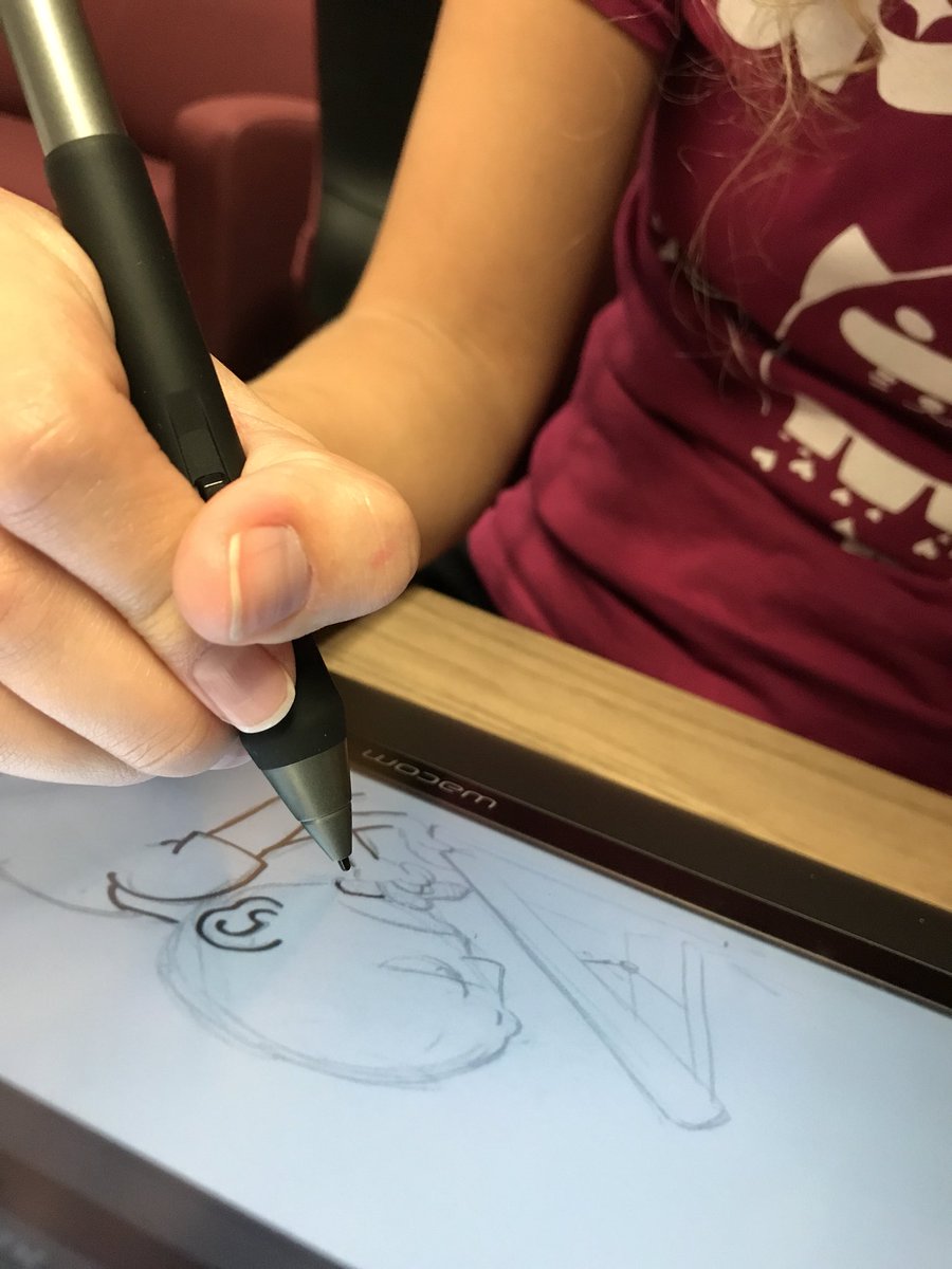 scottcavanah's tweet photo. @IMDeptBradleyU student @Br33zy_99 lays down some lines for #24HOURSanimation https://t.co/KIc4A9iSXV