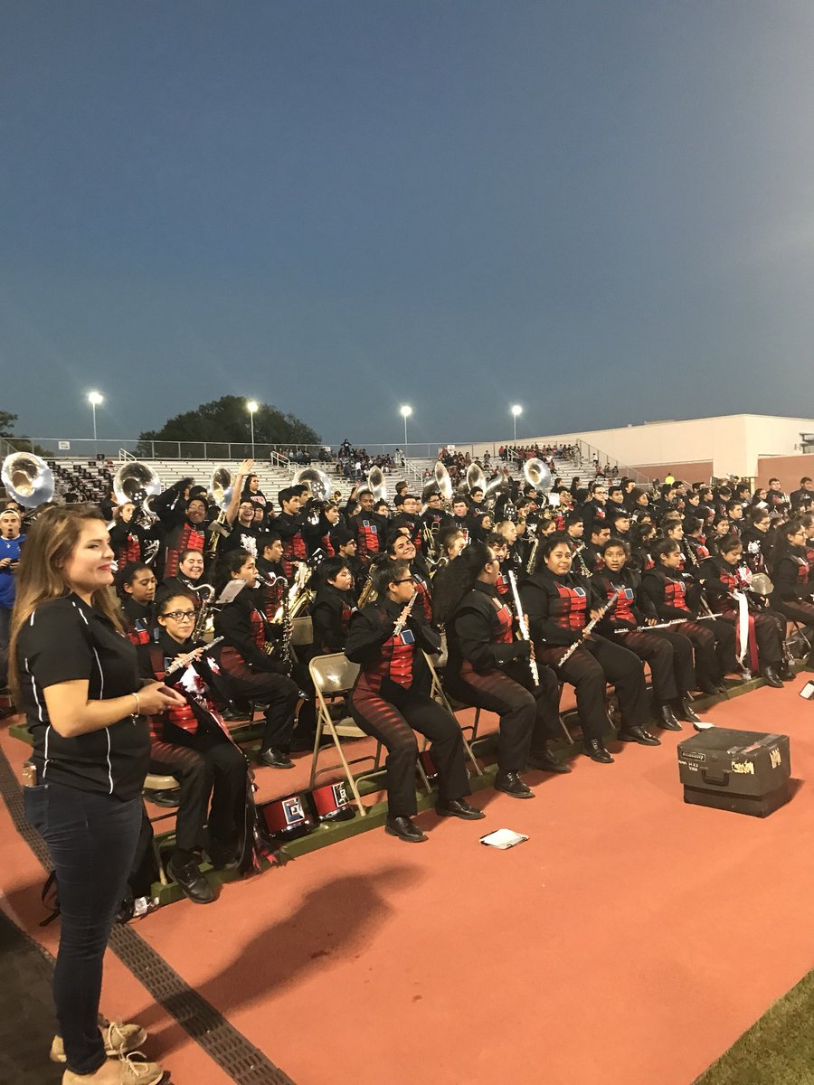 That HHS Band &amp; ColorGuard🚩🏳🥁🎷🎺🎸🎻🎹🎼🔥🏈⭐️