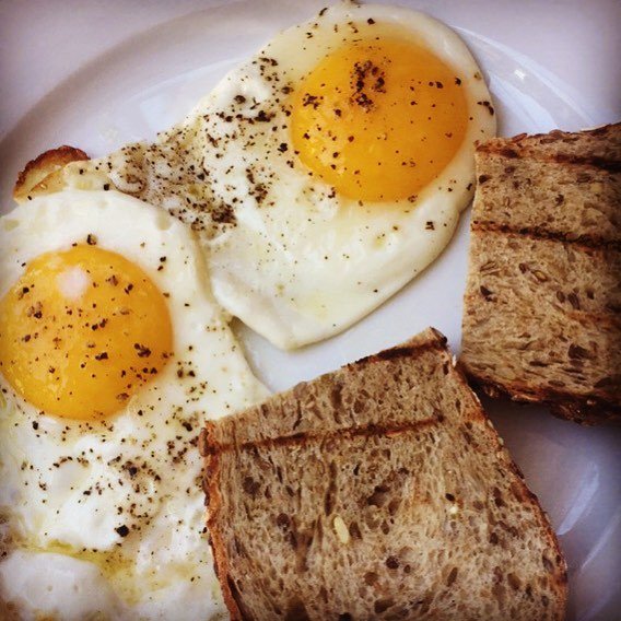rosemaryandvine's tweet photo. Eggs are always #organic at Rosemary and Vine! Thank you Jasmine! @jas_831_ for this great shot!
.
#ryeny #westche… https://t.co/je49HUSATz https://t.co/Uz2Oh5DL4o
