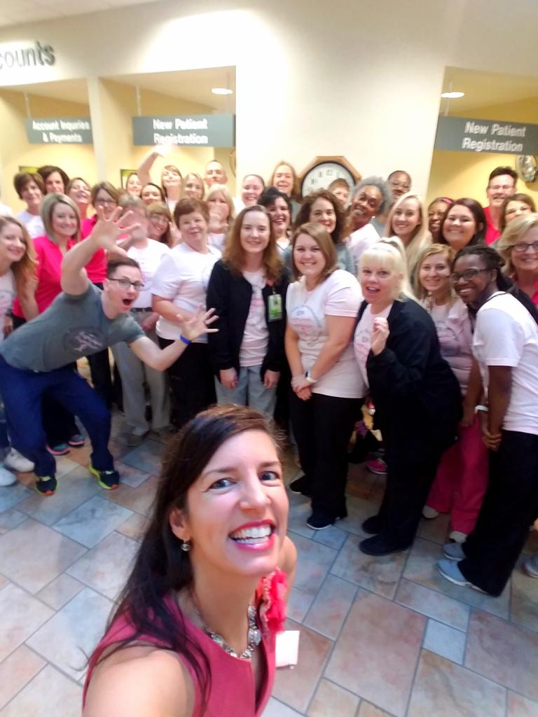 CarrieTergin's tweet photo. #PinkingOut this morning at #JCMG Celebrating compassionate, comprehensive breast care #SelfiewiththeMayor @JCMGPODIATRY #MayorTergin #Pink! https://t.co/vJsL3lcSJj