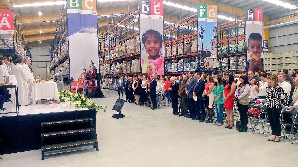 Melymak's tweet photo. Muchas Felicidades al @BAMXPuebla por la Inauguración de su nueva bodega #SobraMásDeLoQueFalta https://t.co/4ecaFan1bR