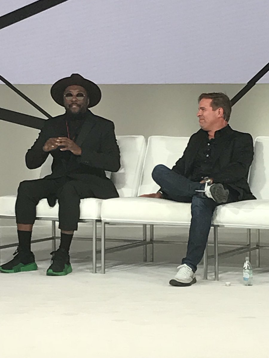 Flexintl's tweet photo. “The only way to learn is to not be afraid to fail” - @iamwill on stage at #FTF2017 https://t.co/hf8sVDGolW
