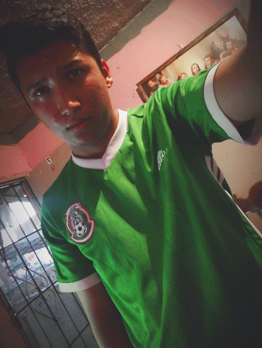 Guarin_Fredhy's tweet photo. #fuerzamexico Vamos     Estamos conUstedes Saludos Desde Tijuas
@AztecaSiete 
@martinolimx 
@GarciaPosti 
@JorgeCamposOf 
@CarlosGuerrero https://t.co/bWsYPHRUMg