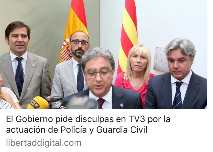 santiago_jx's tweet photo. #RT Siento vergüenza ajena como el Delegado del Gob d #Cataluña pide disculpa en TV3 por la actuación d @policia y @guardiacivil ¿Y a ellos? https://t.co/az2sj09Ghl