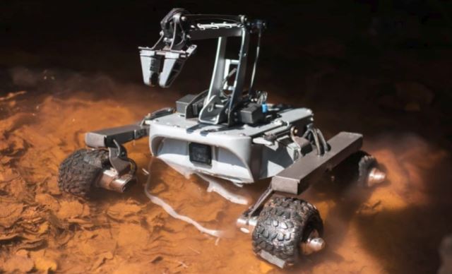 novarctech's tweet photo. We have sent rovers to far off planets, and now its time to explore our own one more!https://t.co/pKYMqGrnV2 #robotoftheweek @turtlerover https://t.co/FlYIshqrDc