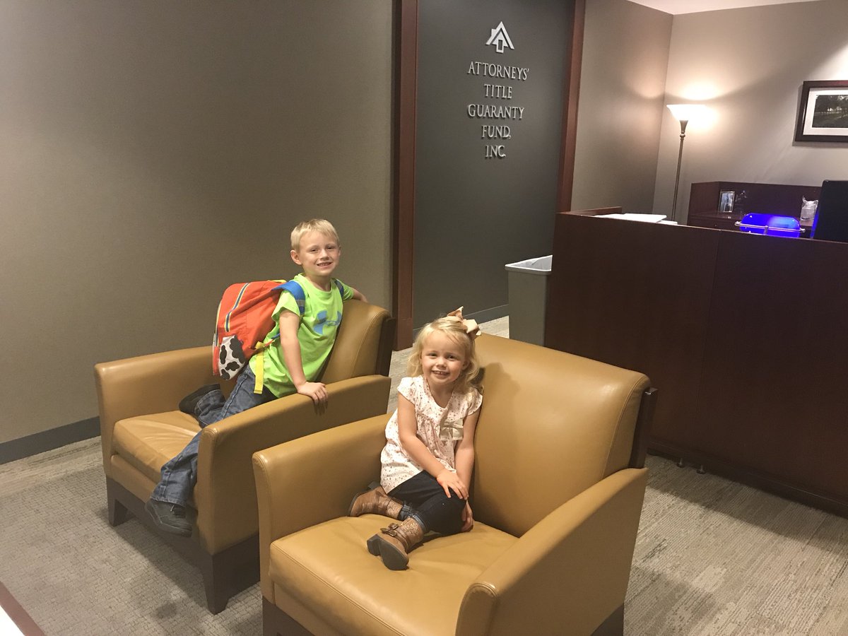 Tanad85's tweet photo. We had some visitors today at mommy and daddy’s offices! #CarterB #CamBam https://t.co/aTEXrFHt1x