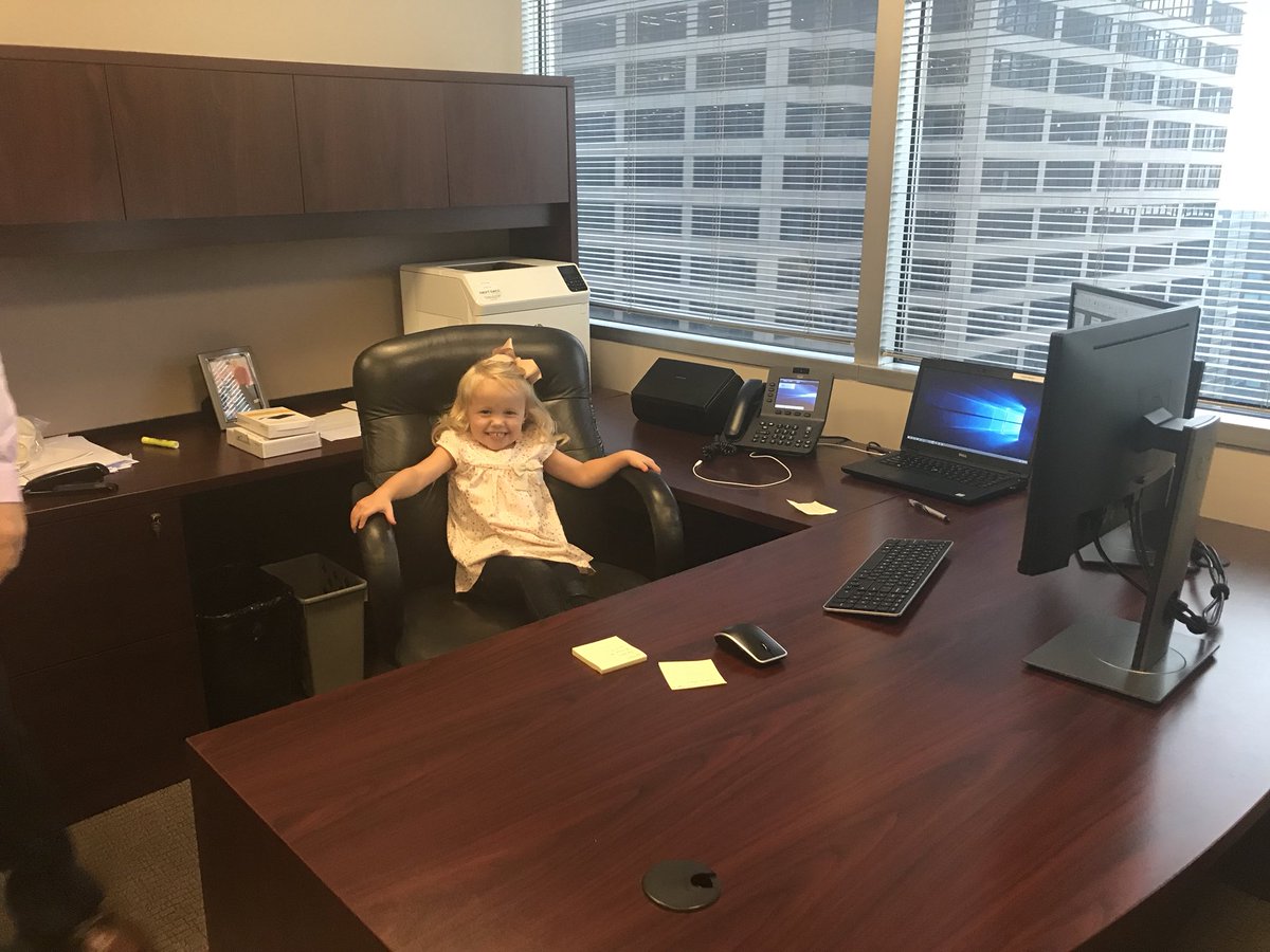 Tanad85's tweet photo. We had some visitors today at mommy and daddy’s offices! #CarterB #CamBam https://t.co/aTEXrFHt1x