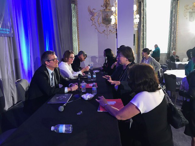 EdExcelencia's tweet photo. Great discussions happening at our Leading with Equity session. #ALASS2017 #LatinoStudentSuccess @LuminaFound @kresgefdn @gatesfoundation https://t.co/RjOUFemKb7