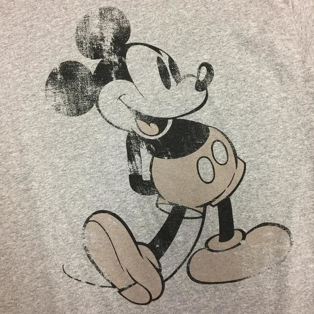 tShirtGuys's tweet photo. Vintage effect #screenprinting #professionalscreenprinting #mickeymouse #disneyworld #disney #nofilter #tshirtguys⦠https://t.co/JkXMwZeoR6 https://t.co/RDIqBlglYg