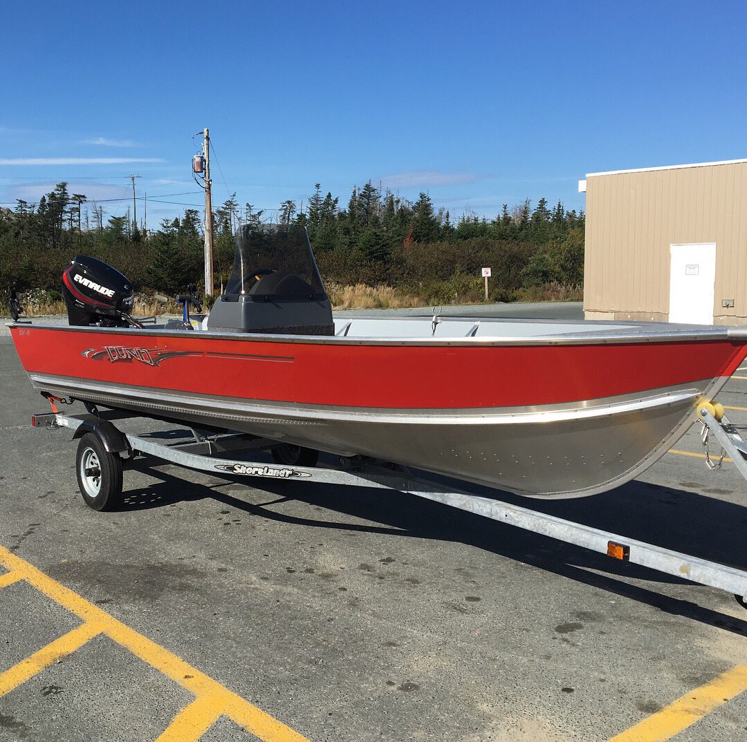 JordanHarriss's tweet photo. Thanks to @bluewaternl for the console and controls, can't wait to try her out with it @BRPEvinrude #Lund #ssv18 https://t.co/sbTJSeorqd