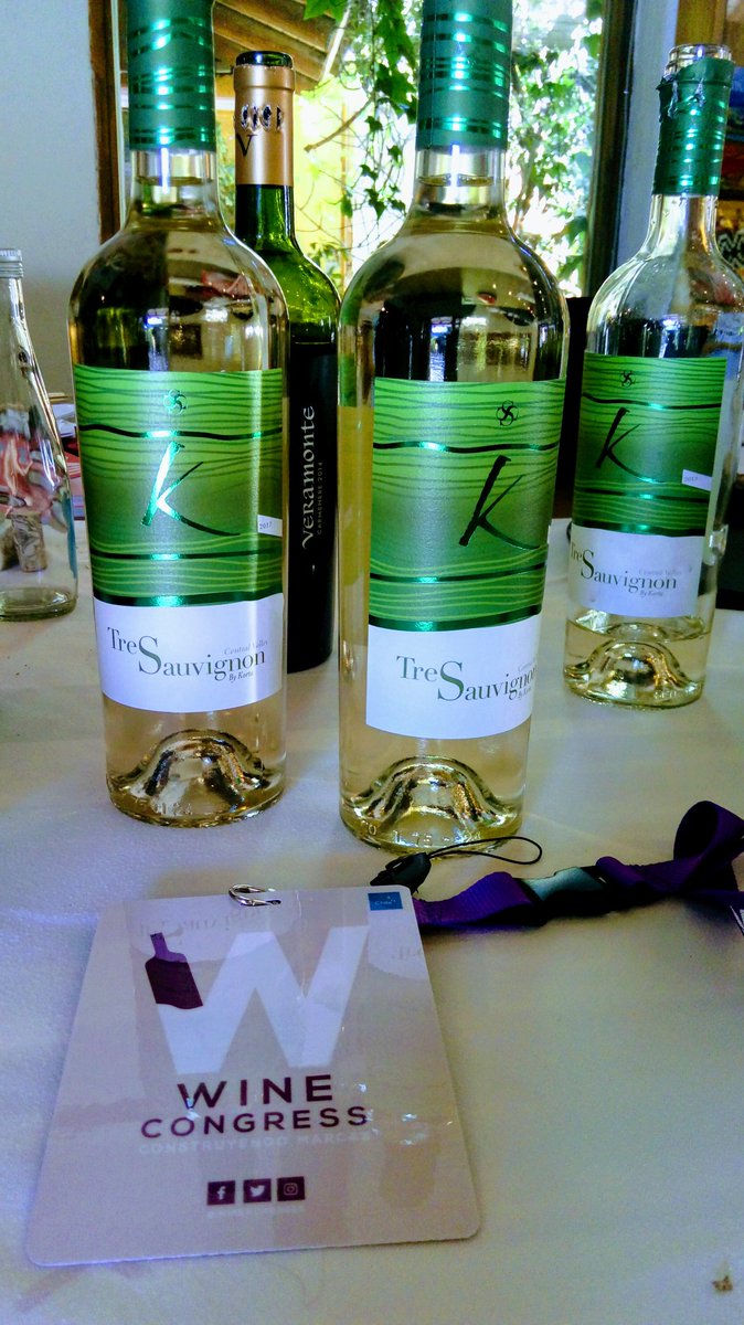 En <a href="/WineCongress/">Wine Congress Chile</a> Chile - Santa Cruz, el nuevo #Blend de Korta Wines, #TreSauvignon degustado por los asistente a este magnífico seminario.
