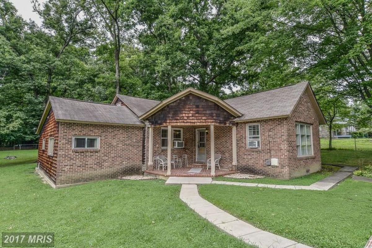 Sherry_Rahnama's tweet photo. Here's a listing you won't want to miss! #realestate #homesforsale  https://t.co/3NNmgeiCds https://t.co/NaiIouK3KN