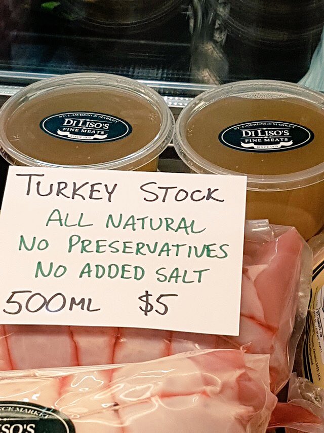 KitchenSprout's tweet photo. #Toronto Run ๐ donโt walk to .@dilisos #FreshTurkeys for #Thanksgiving! Come by to pick yours, get here before they're gone! #gobblegobble ๐ฆ https://t.co/jLdFDhPRRM