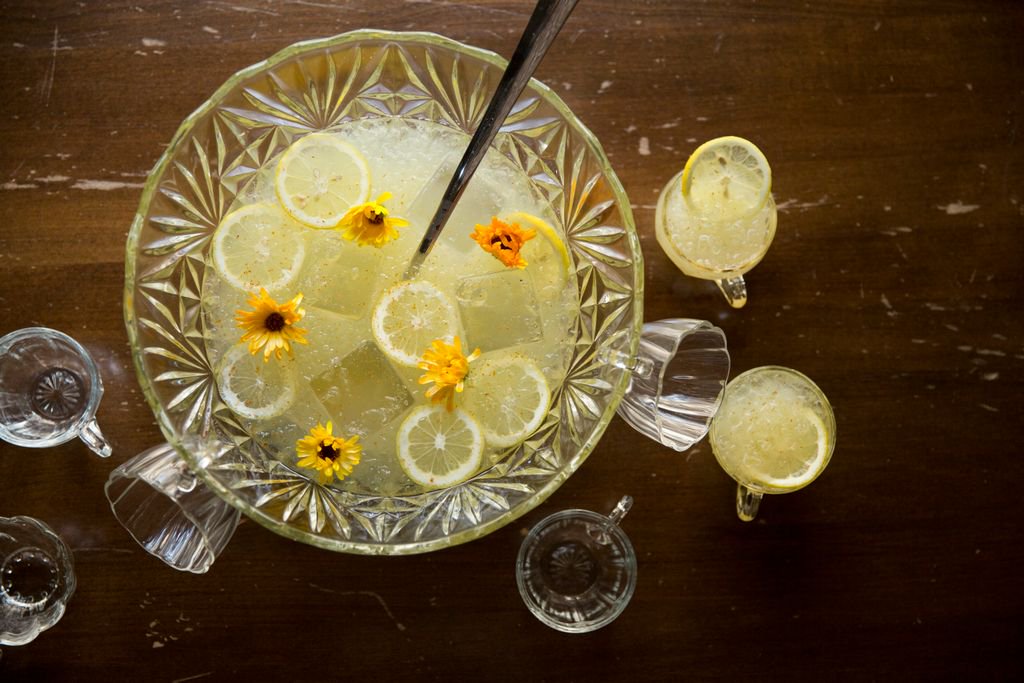 Raven & Rose tweet media