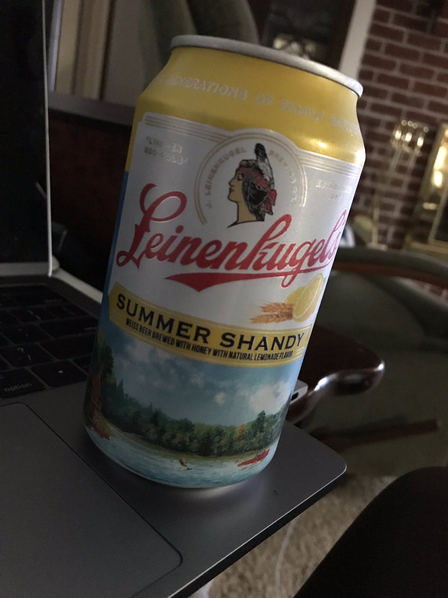 8u8z's tweet photo. because every season is summer now apparently ๐ป#eightyinoctober #globalwarming #fridaybeer #cheers https://t.co/d1qrTA1MNb