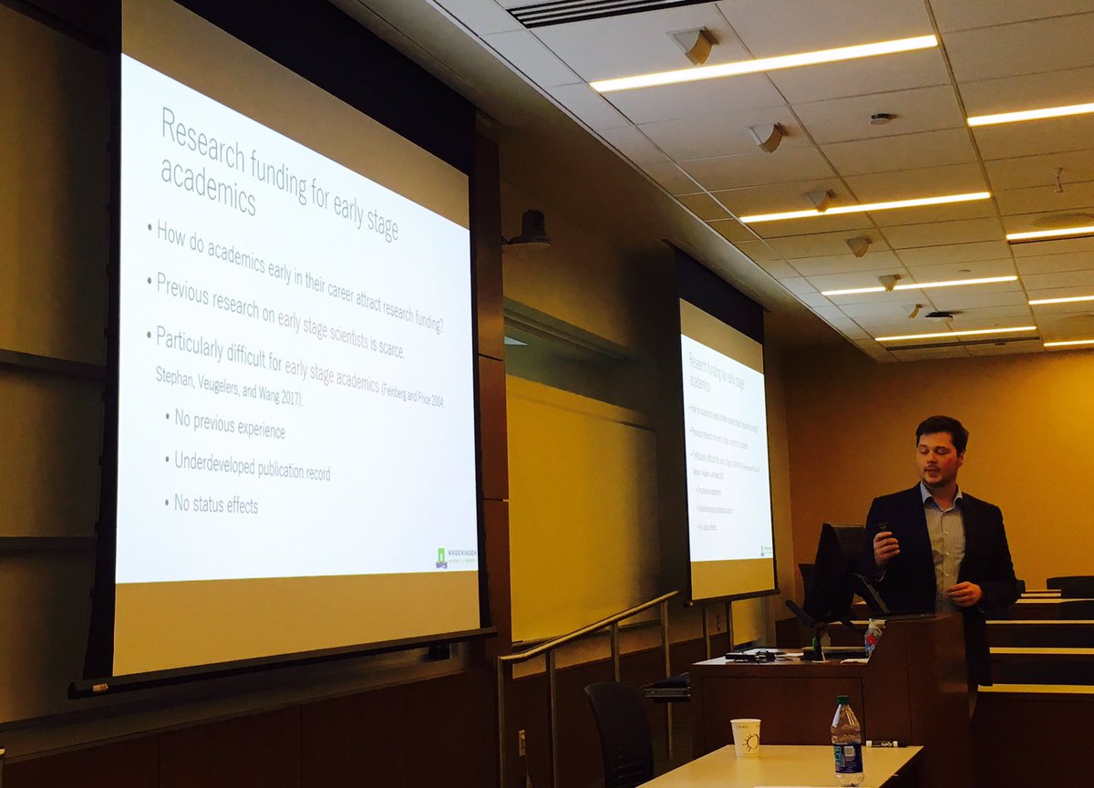 Sebastian Hoenen on funding for #earlystage #academics. #WINDS2017