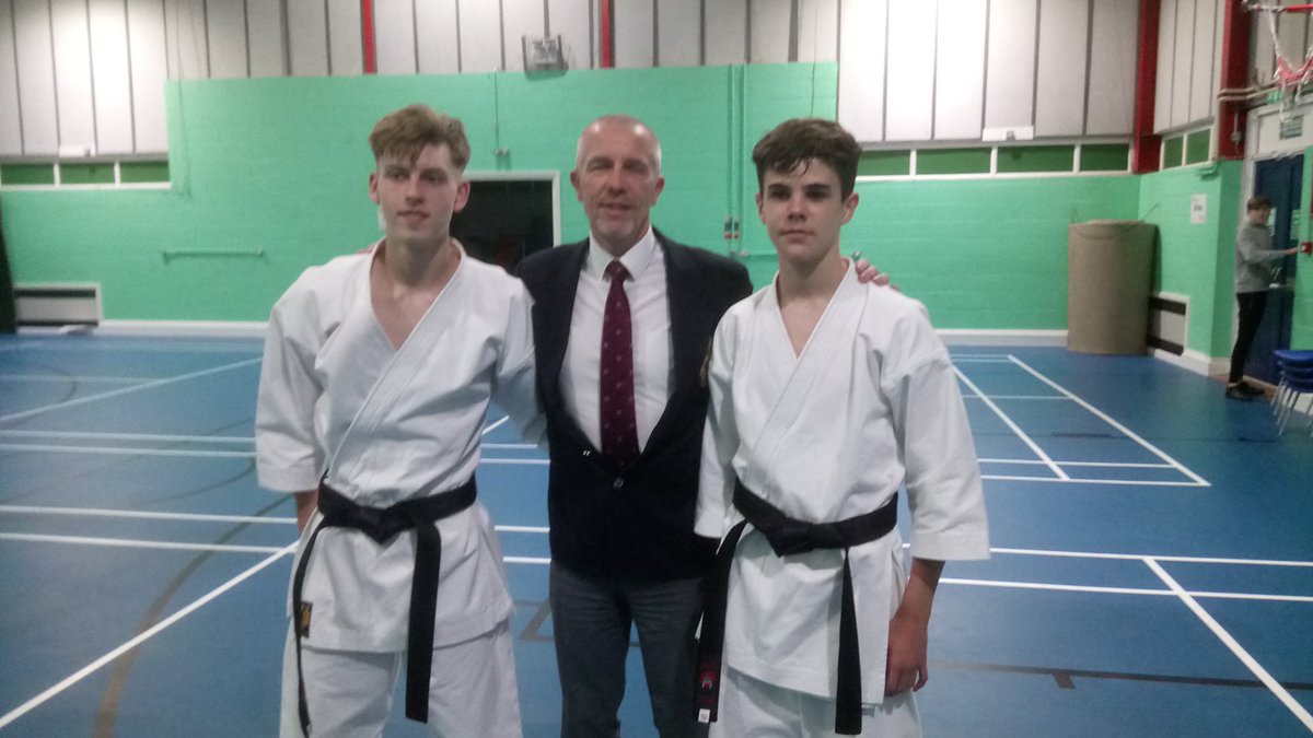 chris426105's tweet photo. @TonyDent2 @zanshin_hull what's the saying... Winners are grinners.... Unless they are too knackered 😂🥋 https://t.co/aUktiSzo6L