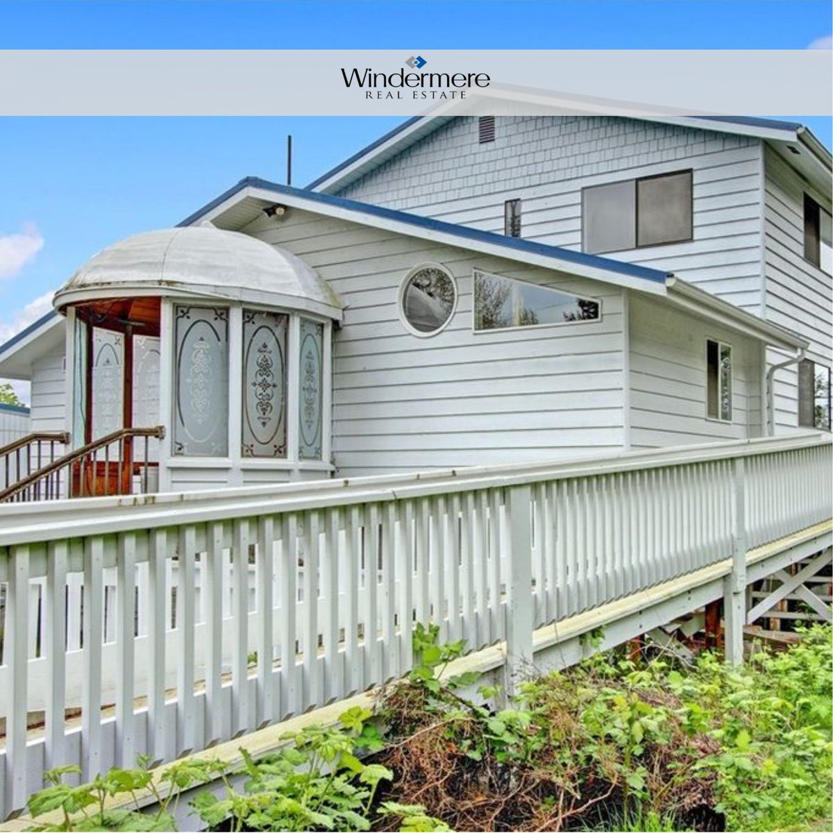 windermerecir's tweet photo. Spectacular opportunity to own just shy 2 acres of waterfront in the #JuniperBeach community on #Camano! 
#FeatureFriday 
MLS | 1114144 https://t.co/UsPIsDYpYW