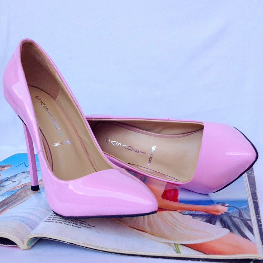 ROMEOFASHIONS's tweet image. inquiry/order please leave your contacts or reach us here Whatsapp/call/sms 0727954301/0704522248/0701840820
facebook.com/romeojulietfas…