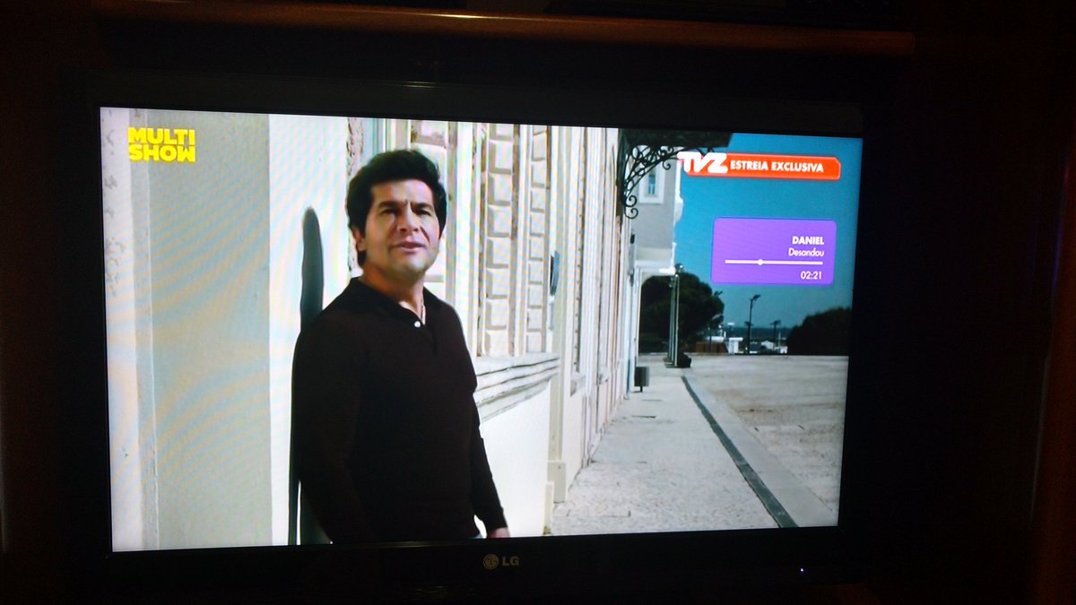 thais_dmelo's tweet photo. Desandou @cantordaniel agora no TVZ @multishow lindo demais! https://t.co/UGfV6QiSff