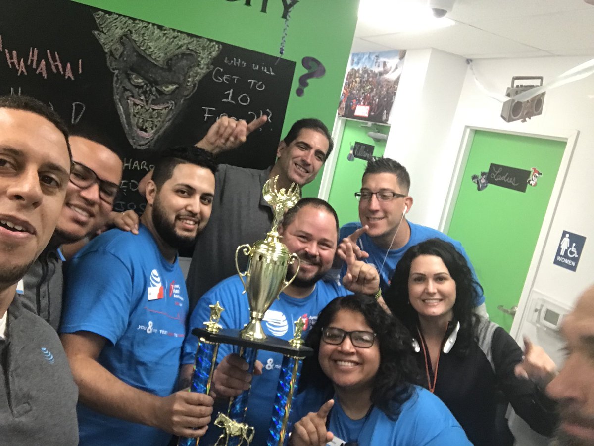 ddedmn1's tweet photo. @BSquareDaBulls winning the top store award in our district for the second month in a row! Great work!  @StingRaySwag @judy_cavalieri #OHPA https://t.co/ppwgH4fwuE