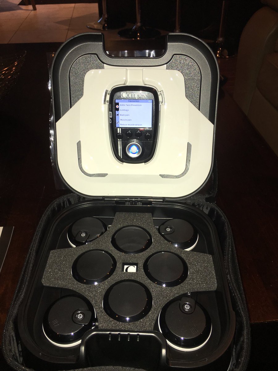 AbsoluteRW's tweet photo. What a Friday night! Going to mess around with this new compex unit! #compex Canada! Team Absolute! Go cats go! https://t.co/MY22hIgX9h