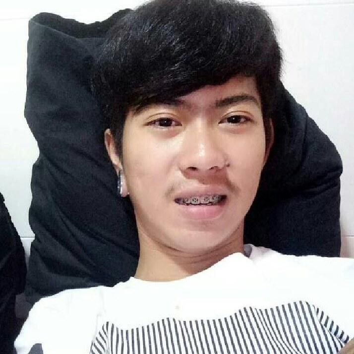Aprindoo_ tweet picture