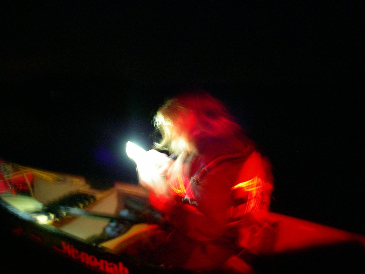 ELothianCanoe's tweet photo. Who says women can't navigate?
Rose putting that fallacy to rest. Night nav on the Whiteadder reservoir
@LothianLoop 
@canoescotland https://t.co/OPsBBOttzv
