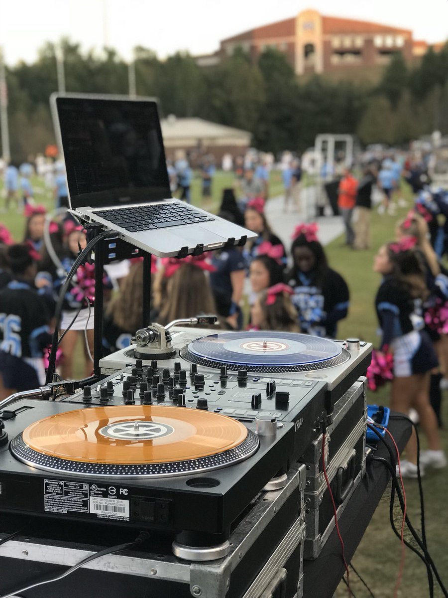 DJiAM_'s tweet photo. Itโs gonna be an electric night! #DormanFootball #DJiAM https://t.co/40TmRDZgub