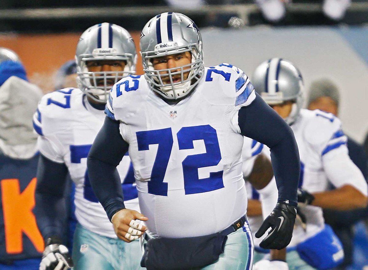 lisaponyexpress's tweet photo. @boyswin2015 @ecly7 @shawneegirl1957 Hello loyal DC family. Happy #TravisFrederickFriday 🙌💙Lets get a win! Oline rocks. https://t.co/8CwF42Yrqo