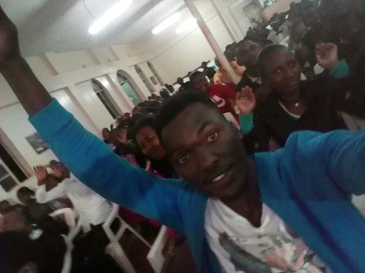 blessedson254's tweet photo. Nasubiri kukwata kawaya Mr Ngavana ako hapa Embu ....tutakatika saaana #MbuviLiveInEmbu @MbuviMbuvi https://t.co/Az9pIbIIzd