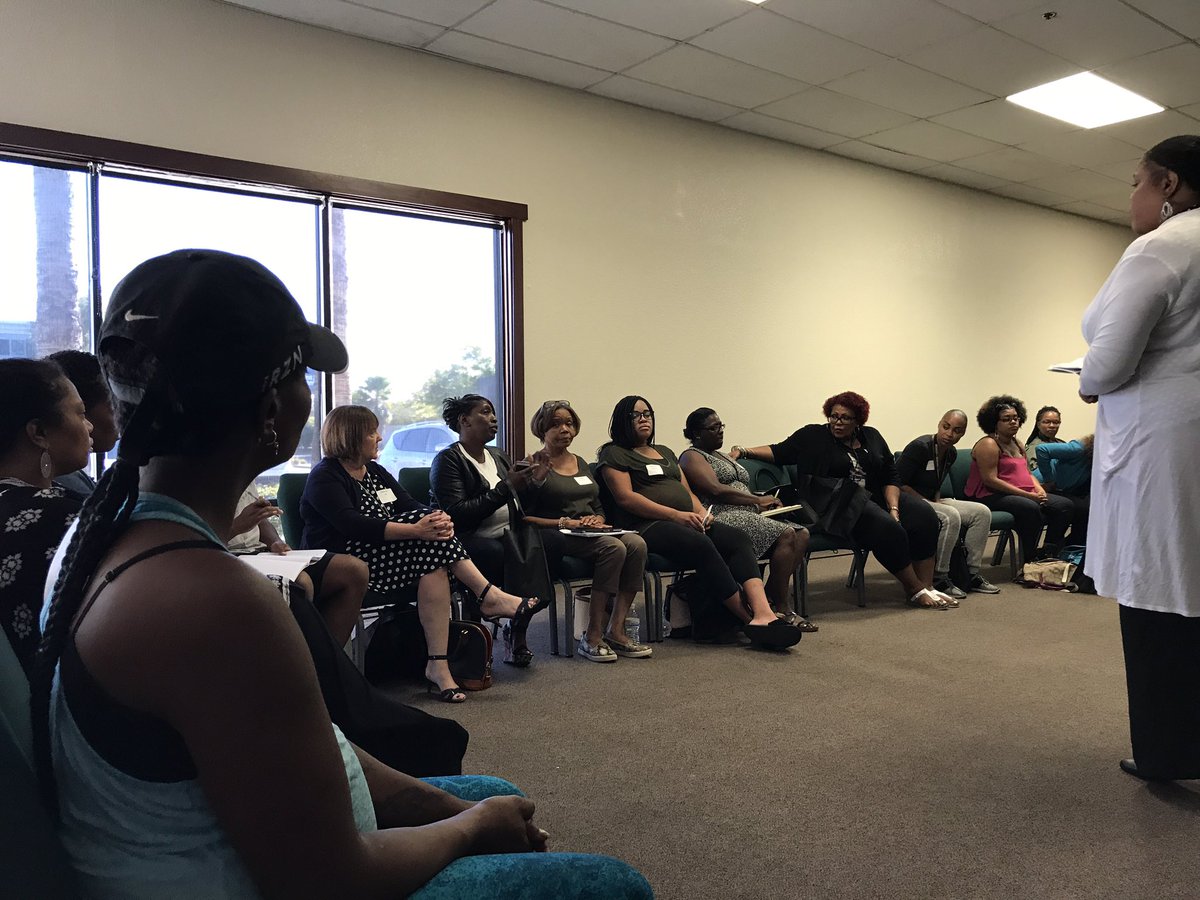 RAACD_Sac's tweet photo. Community members speaking out about their needs for prenatal care at our #communitymaven forum #RAACD @healthnet https://t.co/gnucWviPFE