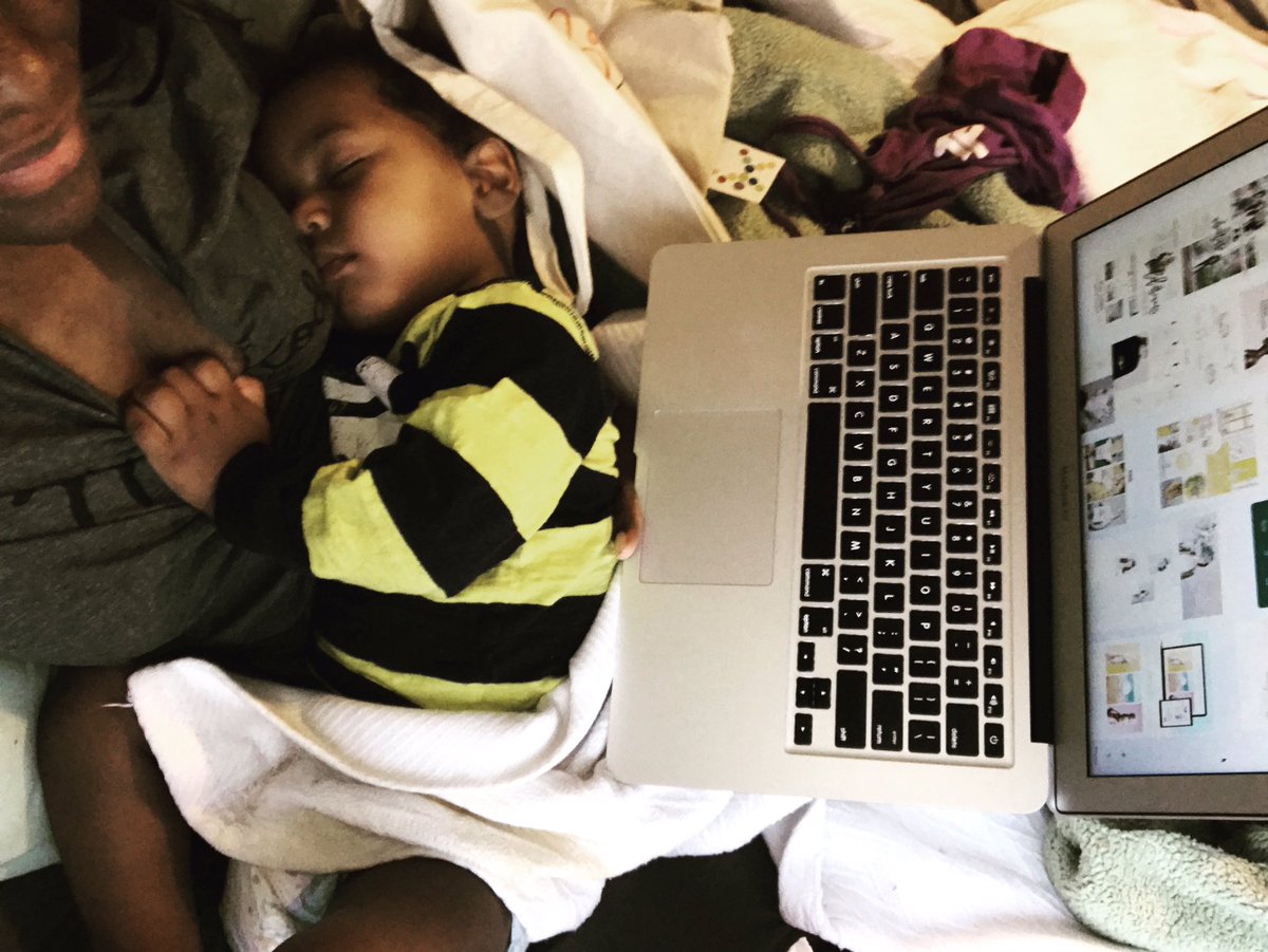 sowkind's tweet photo. This is life as a #wahm 😍 https://t.co/NWNscI7WdO