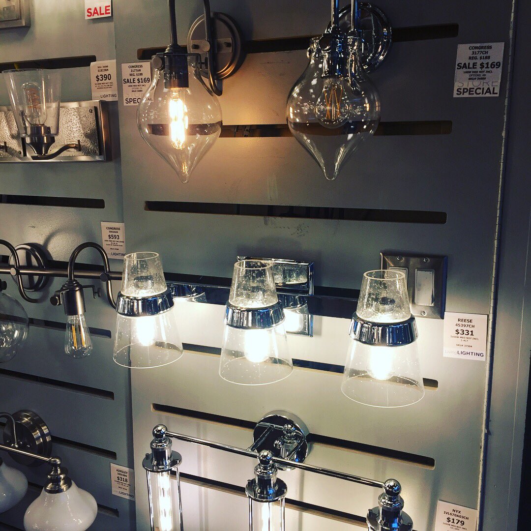 living_lighting's tweet photo. Today we are visiting our store in Toronto-Beaches ππΎ.
.
#sneakpeek π#beachestoronto #beachesto #newarrivals #livinglighting https://t.co/ISOHobDlGy