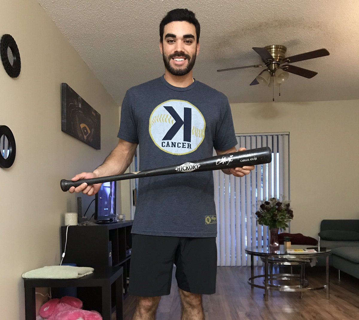 Asuaje_20's tweet photo. One lucky follower can win a game used autographed bat! Like, follow and retweet for a chance to win!!  Winner picked 12pm tomorrow!! https://t.co/tIm5MGWQ7Z