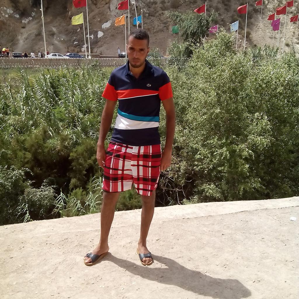 MoheIslam's tweet photo. #NouvellePhotoDeProfil https://t.co/MHoNaOJPNe
