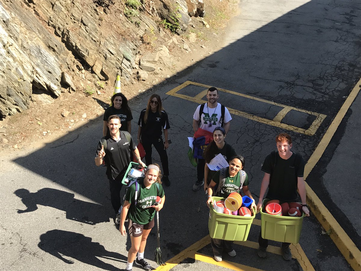 chrismarielle1's tweet image. &quot;Young people need good teachers, like visible angels&quot; St. John Baptist #futurephysicaleducators  #kin213 #MCkinesiology