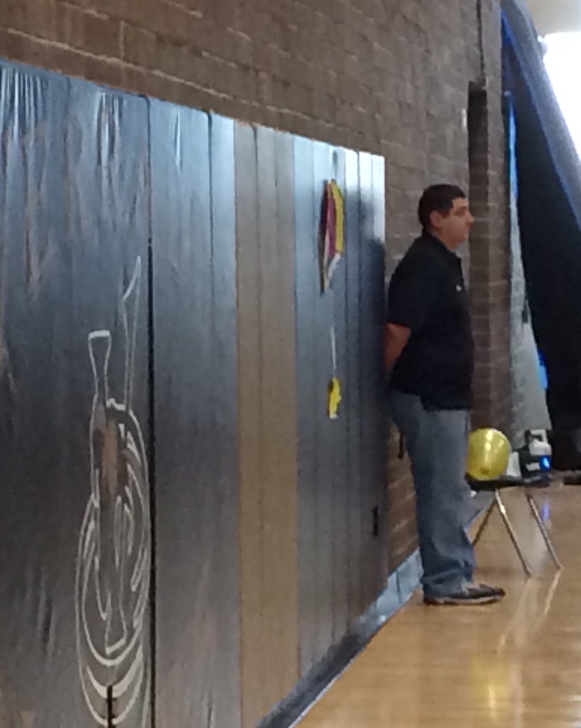 CoachDiehlVHS's tweet photo. #vhsstaffgotspiritHOCO #oneverrado #bwingbestwing https://t.co/lR1rxKmEcb