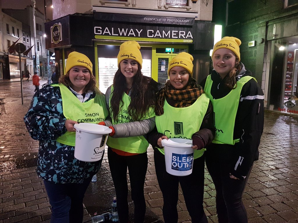 Some more of our gang from <a href="/MAPFRE/">Mapfre</a> Galway at #sleepout4simon
