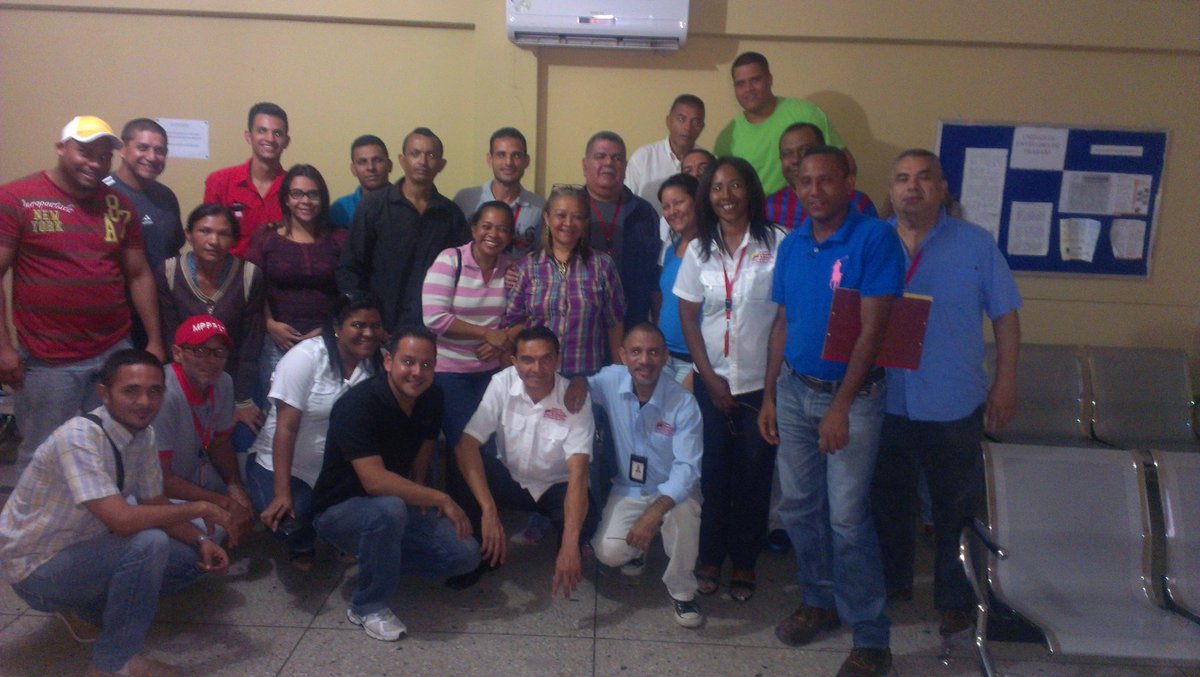 Chuo68's tweet photo. #ComitePromotorMPPPST Asamblea de trabajadores inspectoria Santa Ana de Coro en Falcón https://t.co/dysBpNEHHu